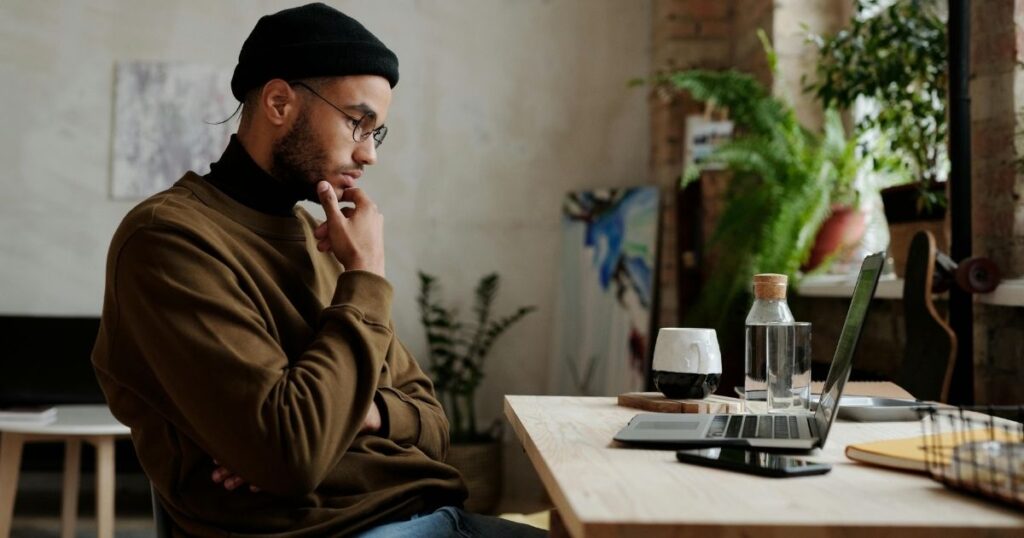 rich vs poor money mindset concept 2026